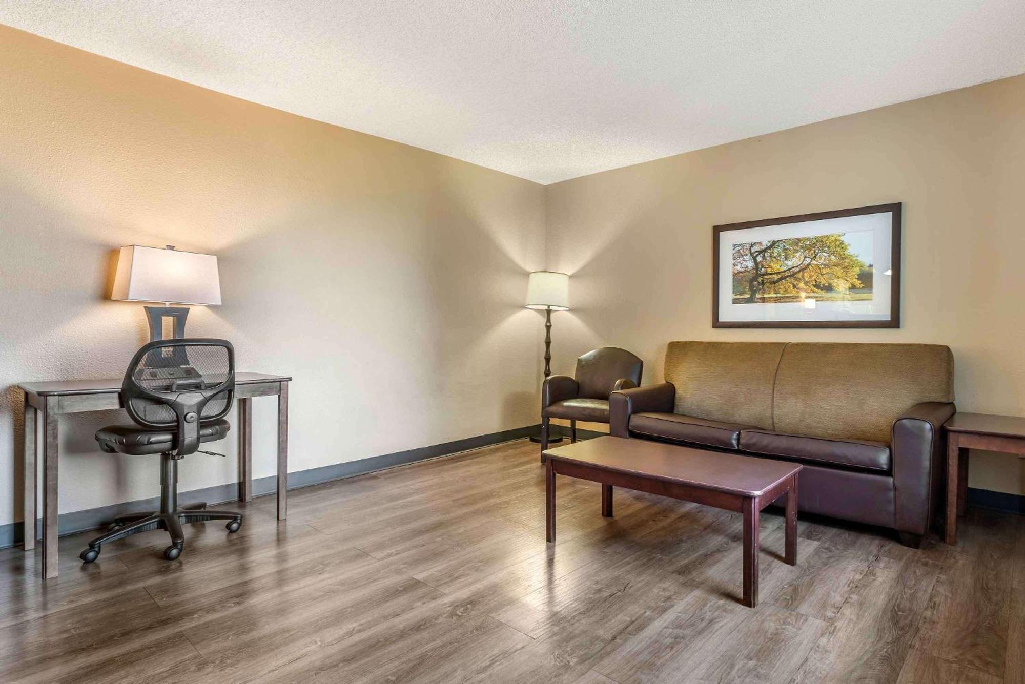 Extended Stay America Suites - Sacramento - Уэст-Сакраменто Экстерьер фото