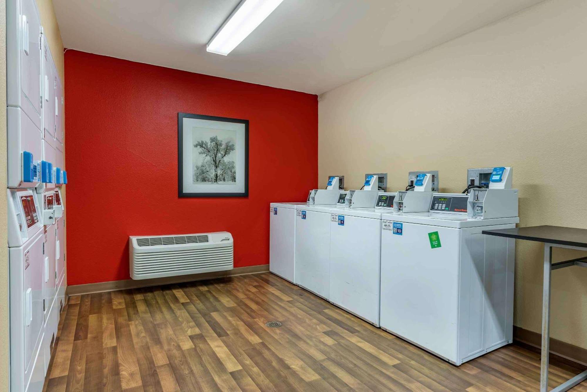 Extended Stay America Suites - Sacramento - Уэст-Сакраменто Экстерьер фото